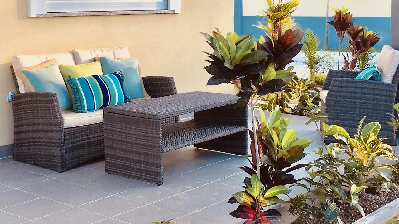אוצ'ו ריוס The Marina Villa De Sonja ג'מייקה