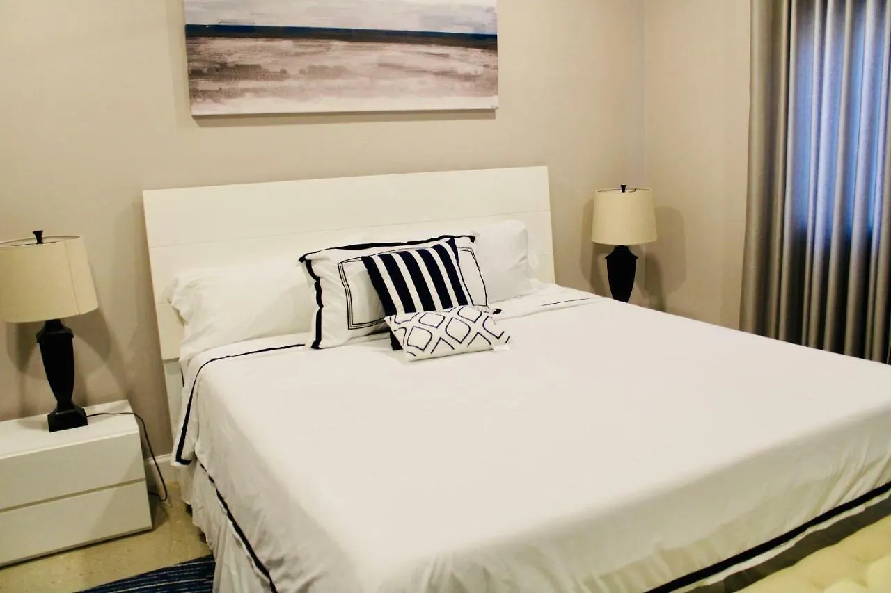 אוצ'ו ריוס The Marina Villa De Sonja ג'מייקה